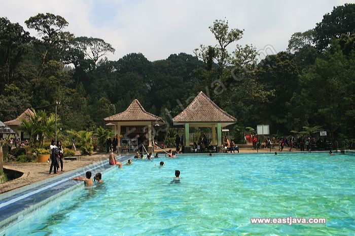 Cangar Tourism In Batu, East Java Has Natural Hot Spring