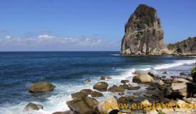 images/gallery/pangasan/pangasan-beach-pacitan-east-java-2.jpg