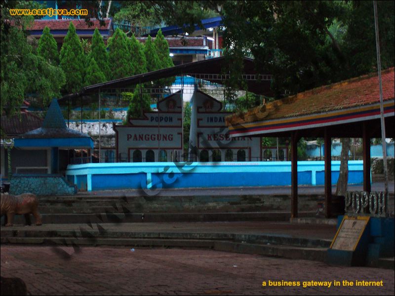 Popoh Beach Tourism Is Famous Beach In Tulungagung That Offer Its Beautiful And Nature Scenery