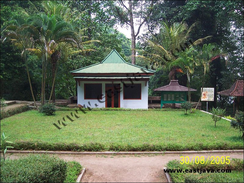 Jolotundo Temple - Inheritance Of King Airlangga - Majapahit Site