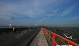 images/gallery/karangkates-dam/karangkates_dam_04.jpg