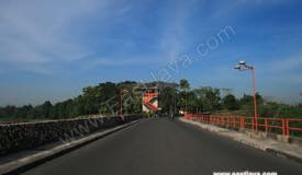 ../images/gallery/karangkates-dam/karangkates_dam_23.jpg