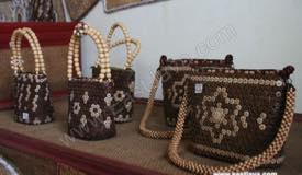 images/gallery/kendedes-handicraft/kendedes_handicraft_18.jpg