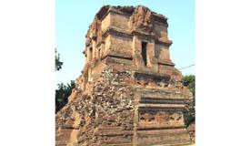 ../images/gallery/ngetos_temple/Candi_Ngetos_1.jpg