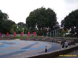 images/gallery/bungkul_park/bungkul-park-surabaya-07.jpg