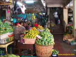 images/gallery/pasar_genteng/pasar-genteng-12.jpg