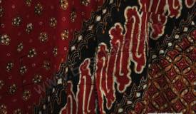 ../images/gallery/batik/batik_tulis_02.jpg